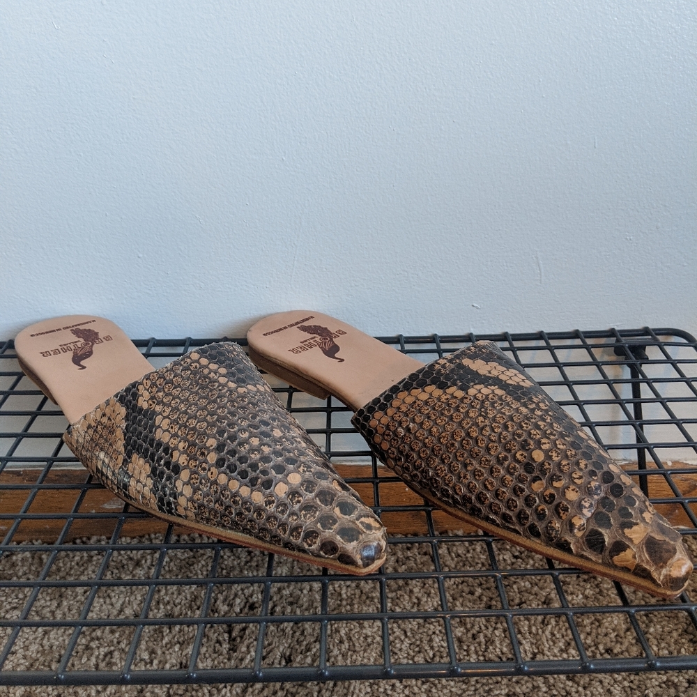 Brother vellies flats